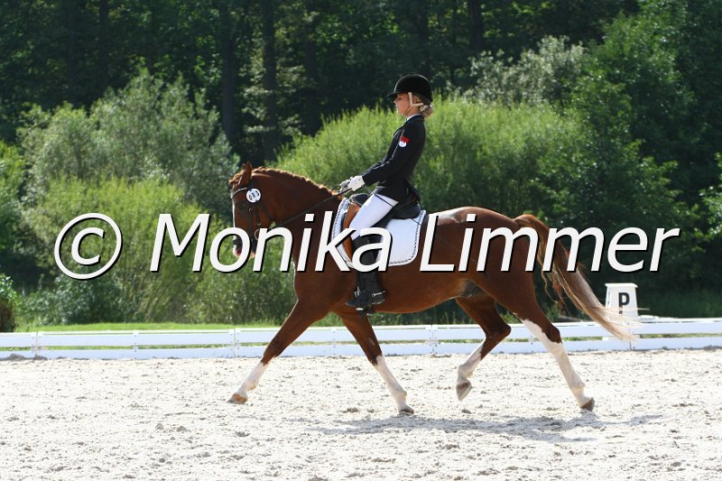 109M9850_Chiavarie_Dressur L_Finale Franken.JPG